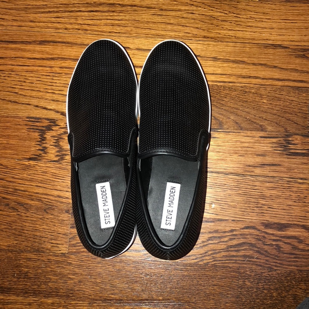 Steve Madden Platform Slip-Ons